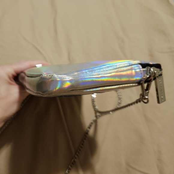 Skinnydip London "I'm Worth The Dollar" Crossbody Bag - Picture 10 of 16